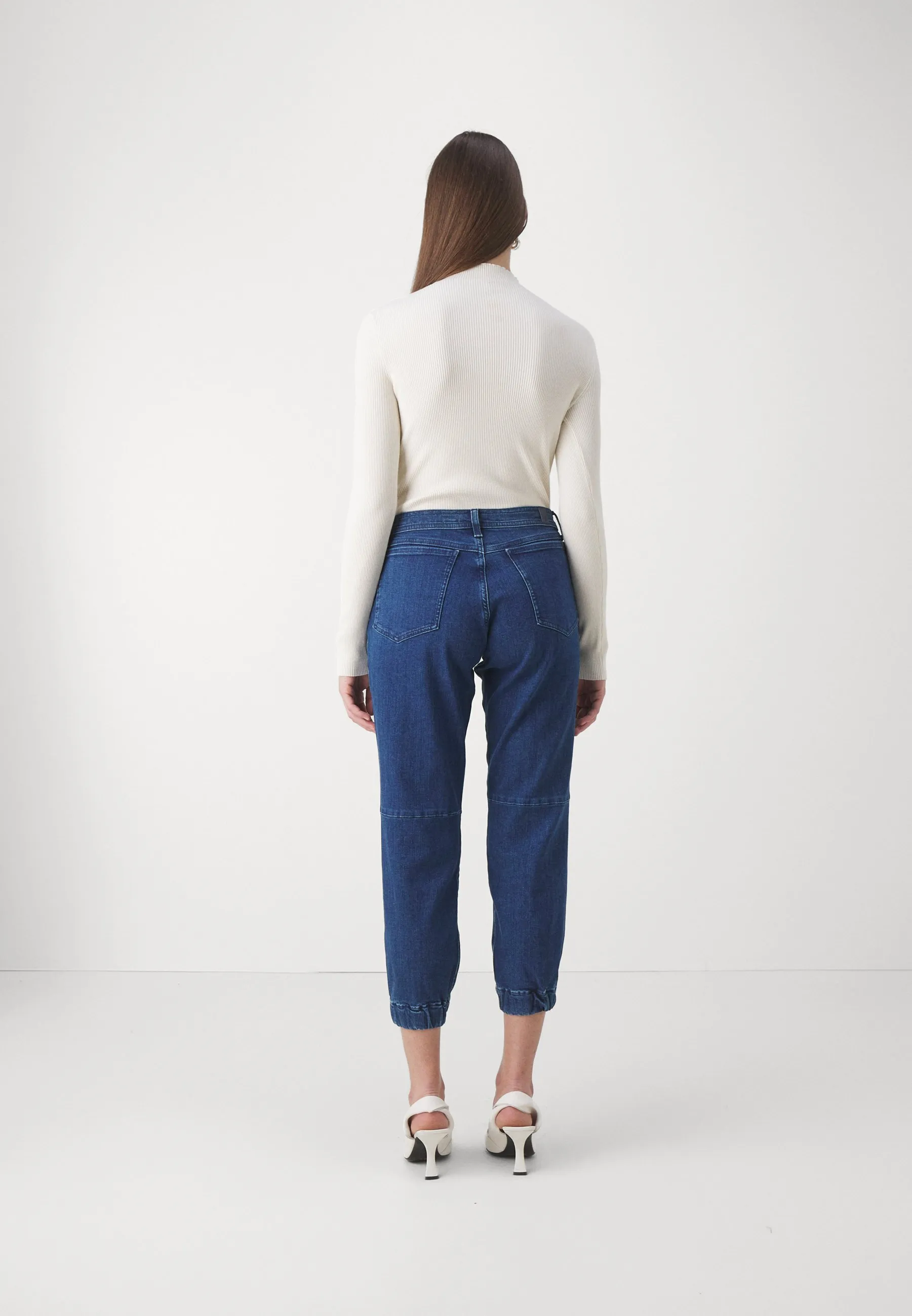 DARTED BOYFRIEND SLILSA - Jeans Tapered Fit